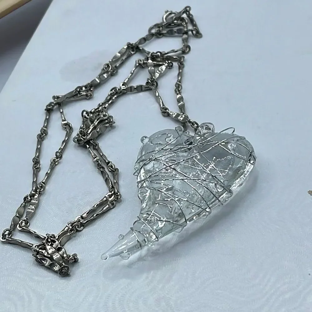 Stylized wire wrapped heart glass pendant vintage chain with spring clasp.